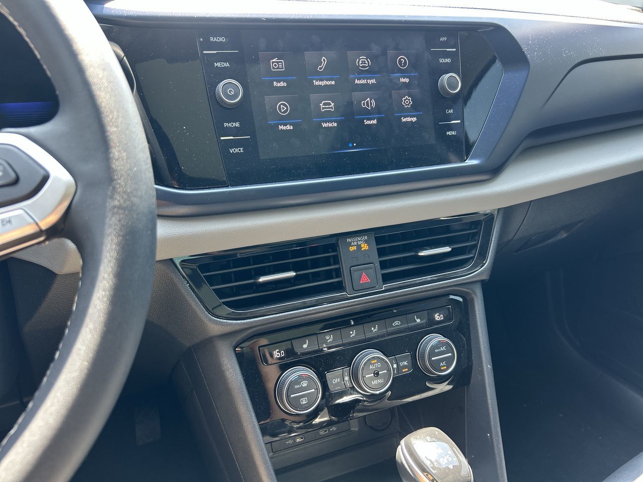 Volkswagen Taos  2022 à Mississauga, Ontario