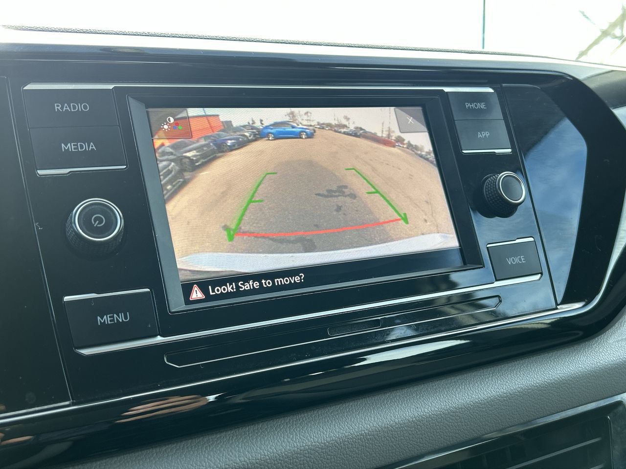 2022 Volkswagen Taos