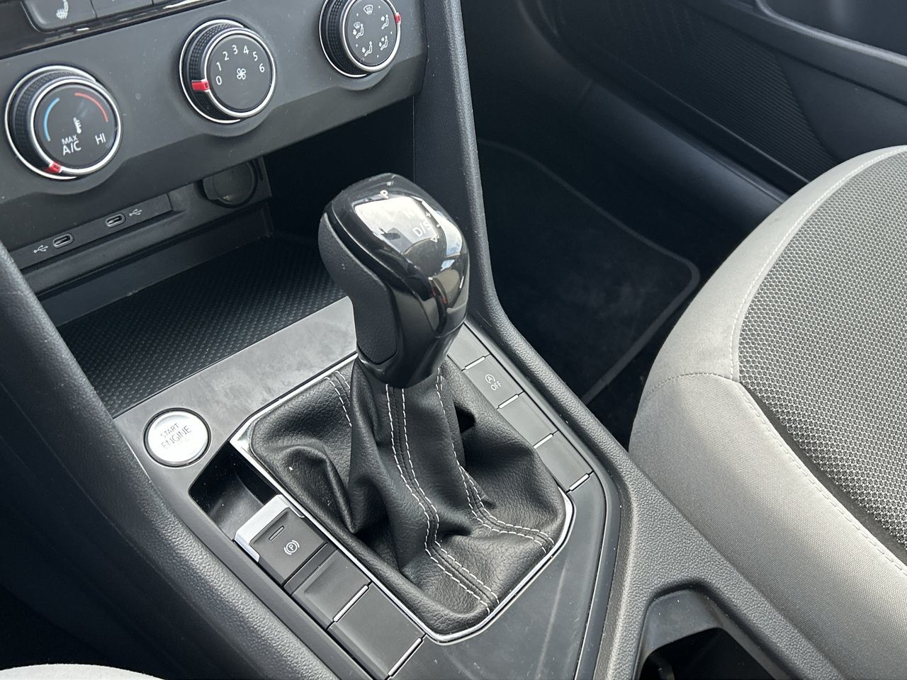 2022 Volkswagen Taos