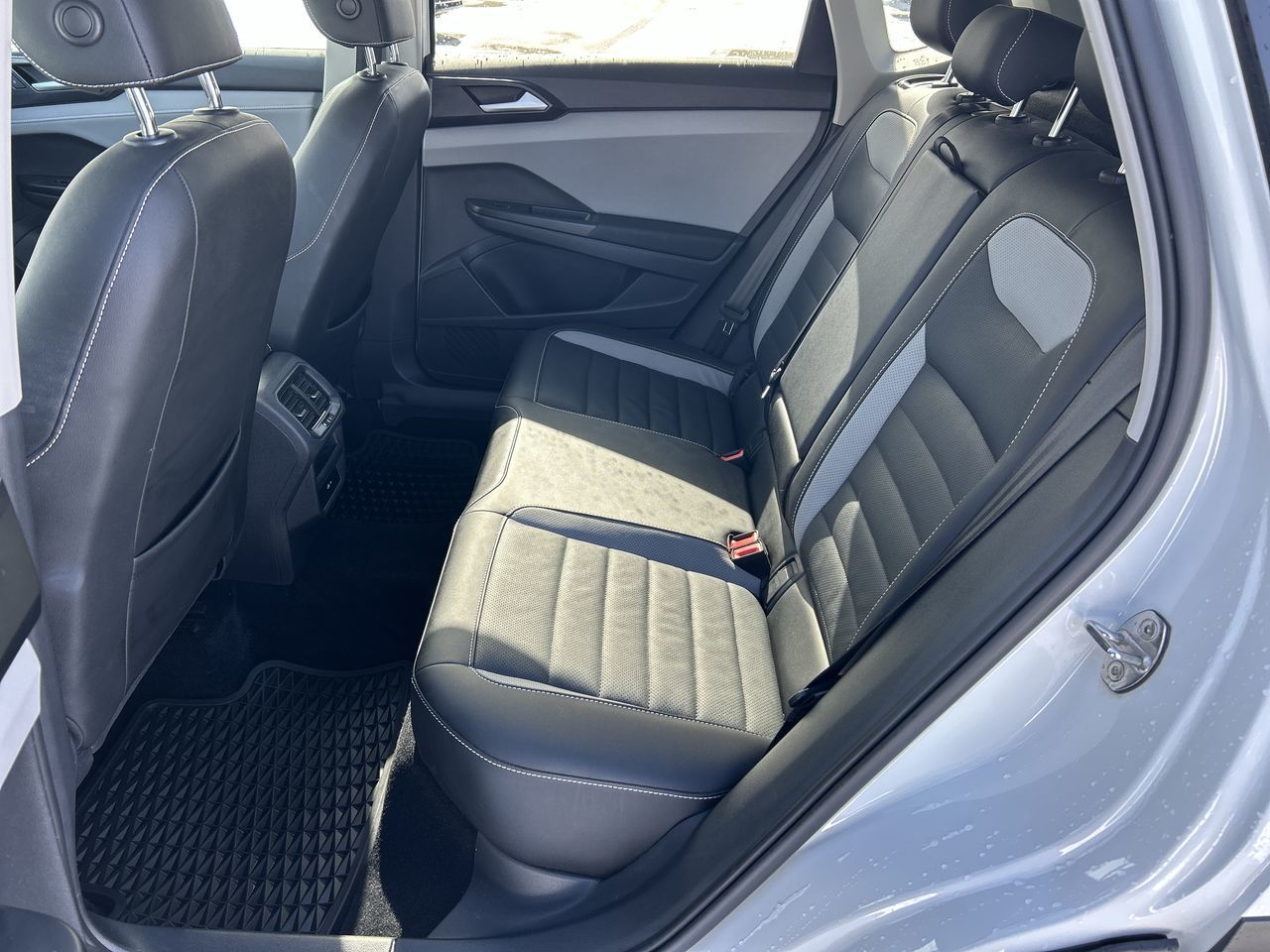 2022 Volkswagen Taos in Mississauga, Ontario