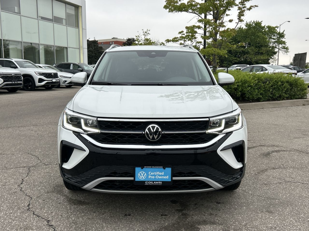 Volkswagen Taos  2023 à Mississauga, Ontario