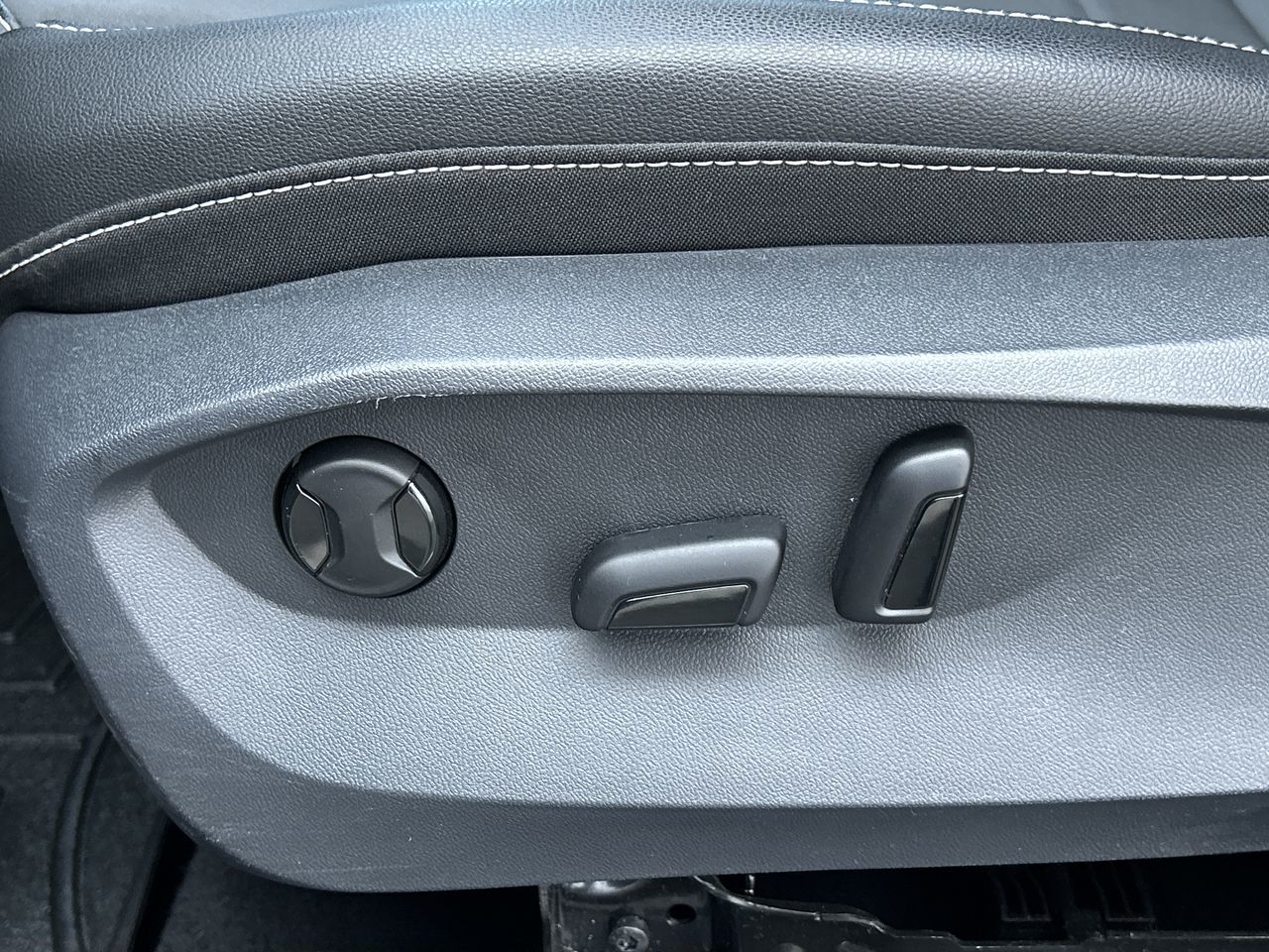 2023 Volkswagen Taos