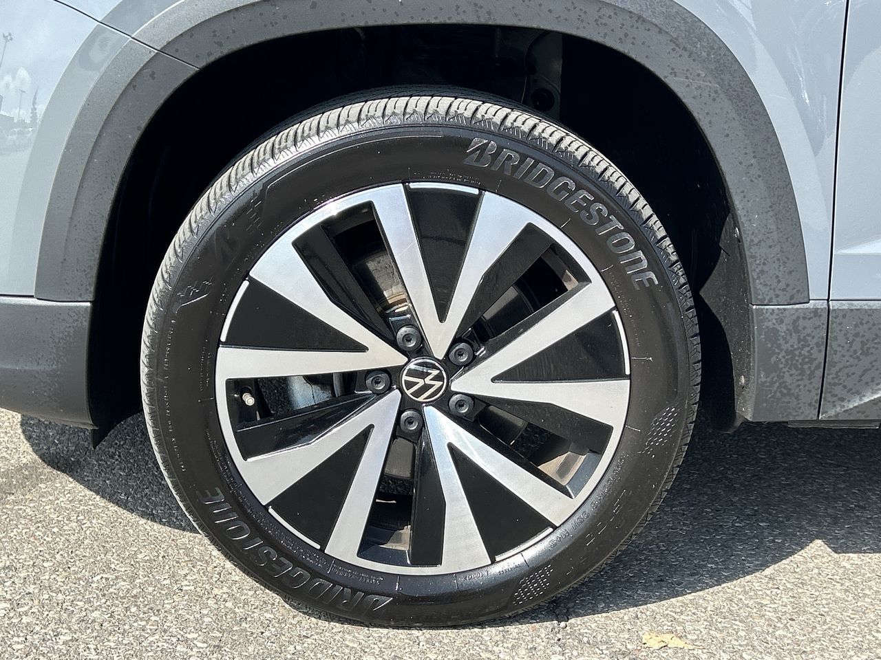 2023 Volkswagen Taos