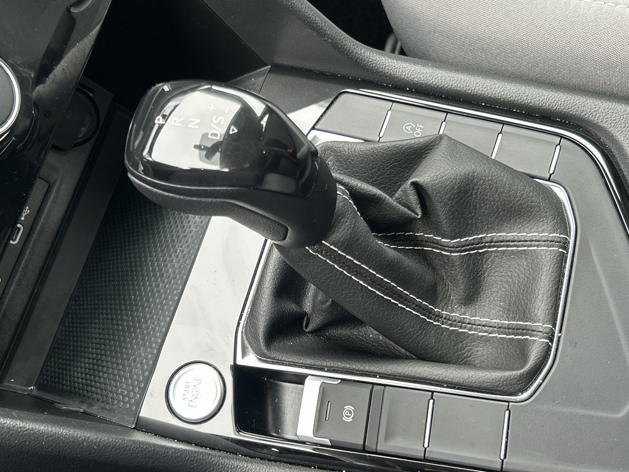 2023 Volkswagen Taos