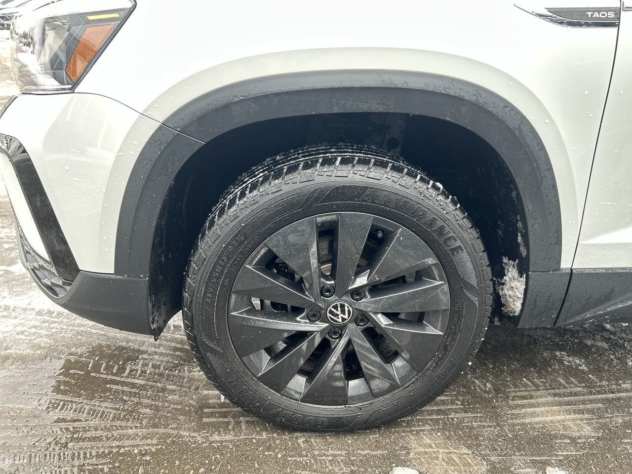 2023 Volkswagen Taos