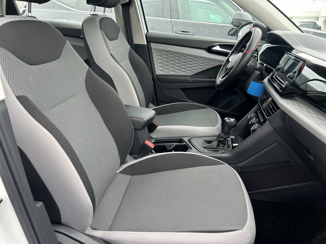 2023 Volkswagen Taos