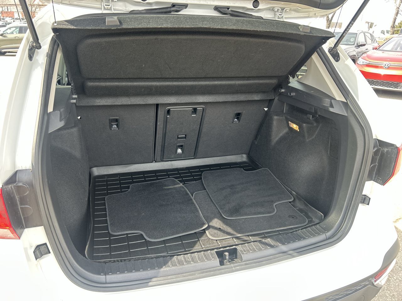 2023 Volkswagen Taos in Mississauga, Ontario