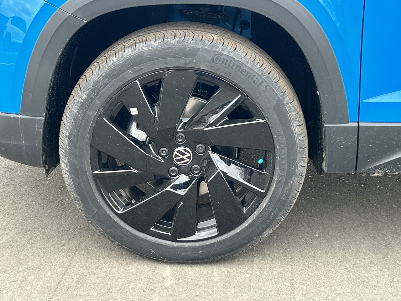2024 Volkswagen Taos in Mississauga, Ontario