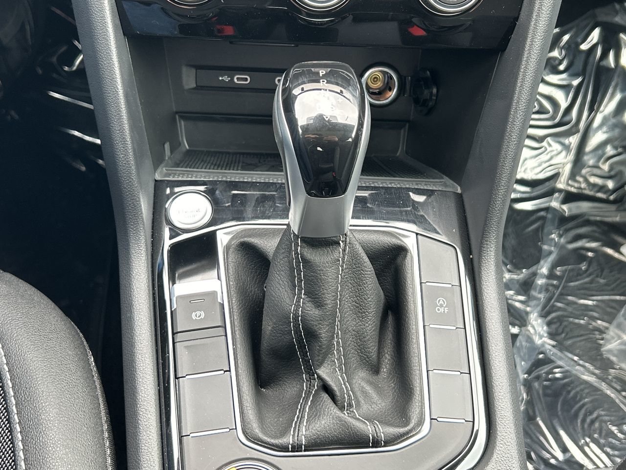 2024 Volkswagen Taos in Mississauga, Ontario