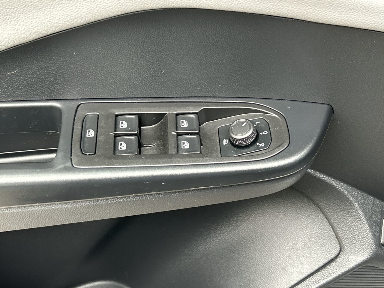 2024 Volkswagen Taos in Mississauga, Ontario