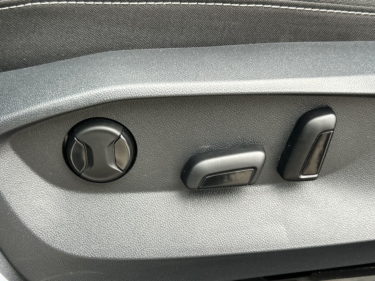 2024 Volkswagen Taos in Mississauga, Ontario