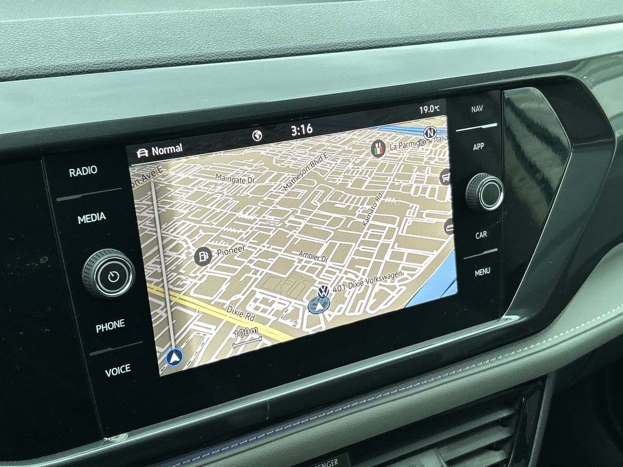 2024 Volkswagen Taos in Mississauga, Ontario