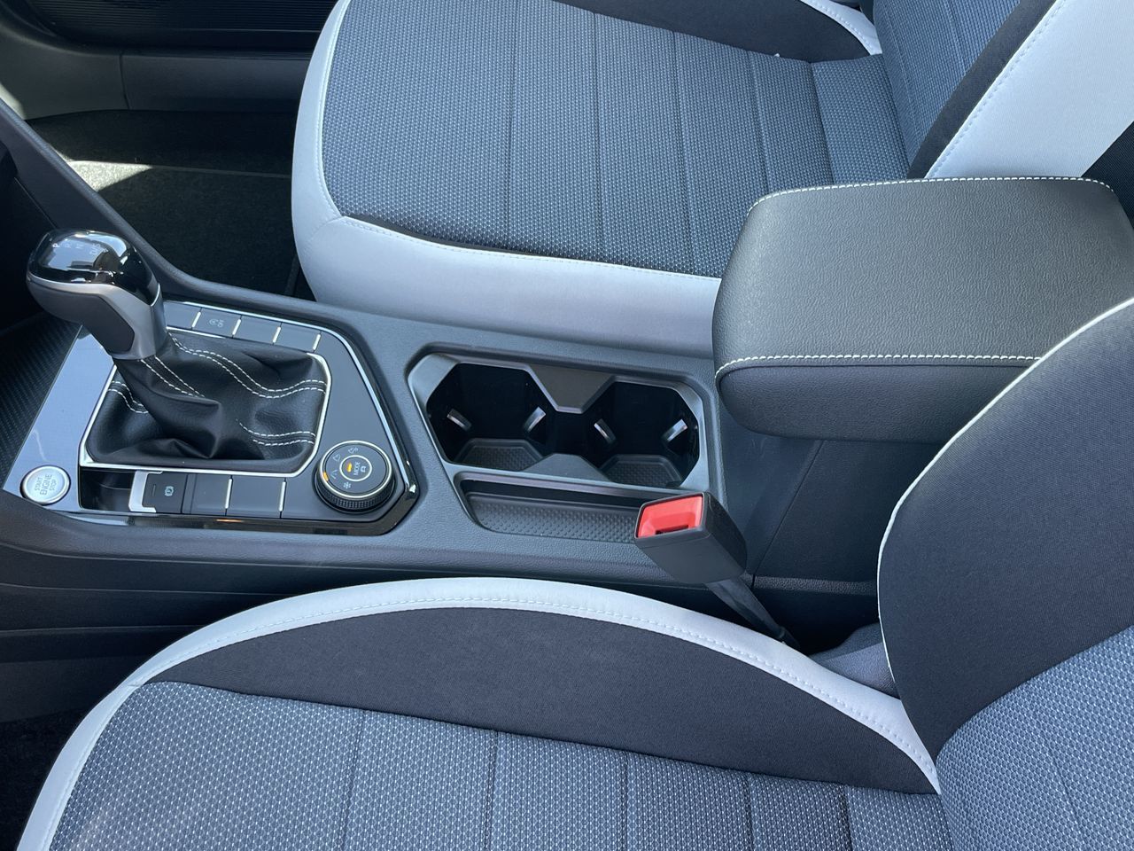 2025 Volkswagen Taos in Mississauga, Ontario