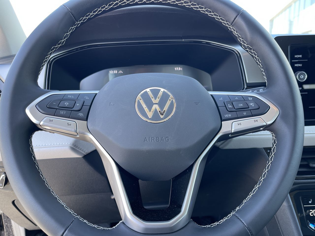 2025 Volkswagen Taos in Mississauga, Ontario