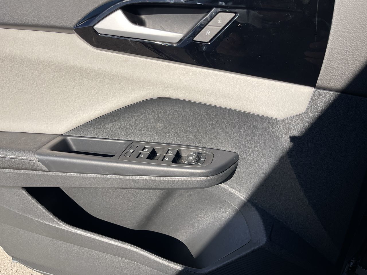 2025 Volkswagen Taos in Mississauga, Ontario