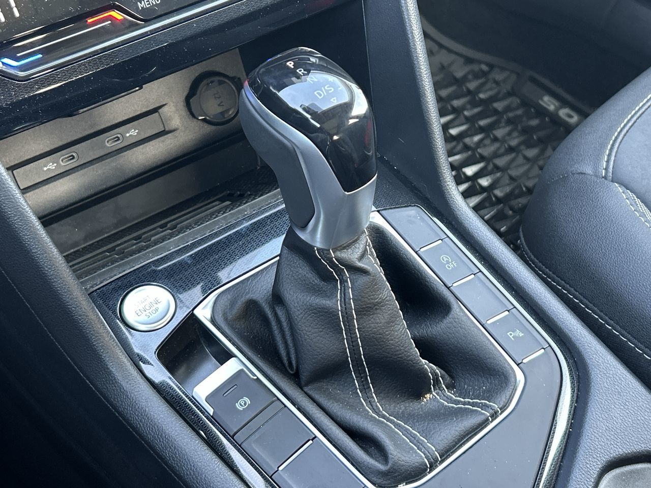 2025 Volkswagen Taos in Mississauga, Ontario