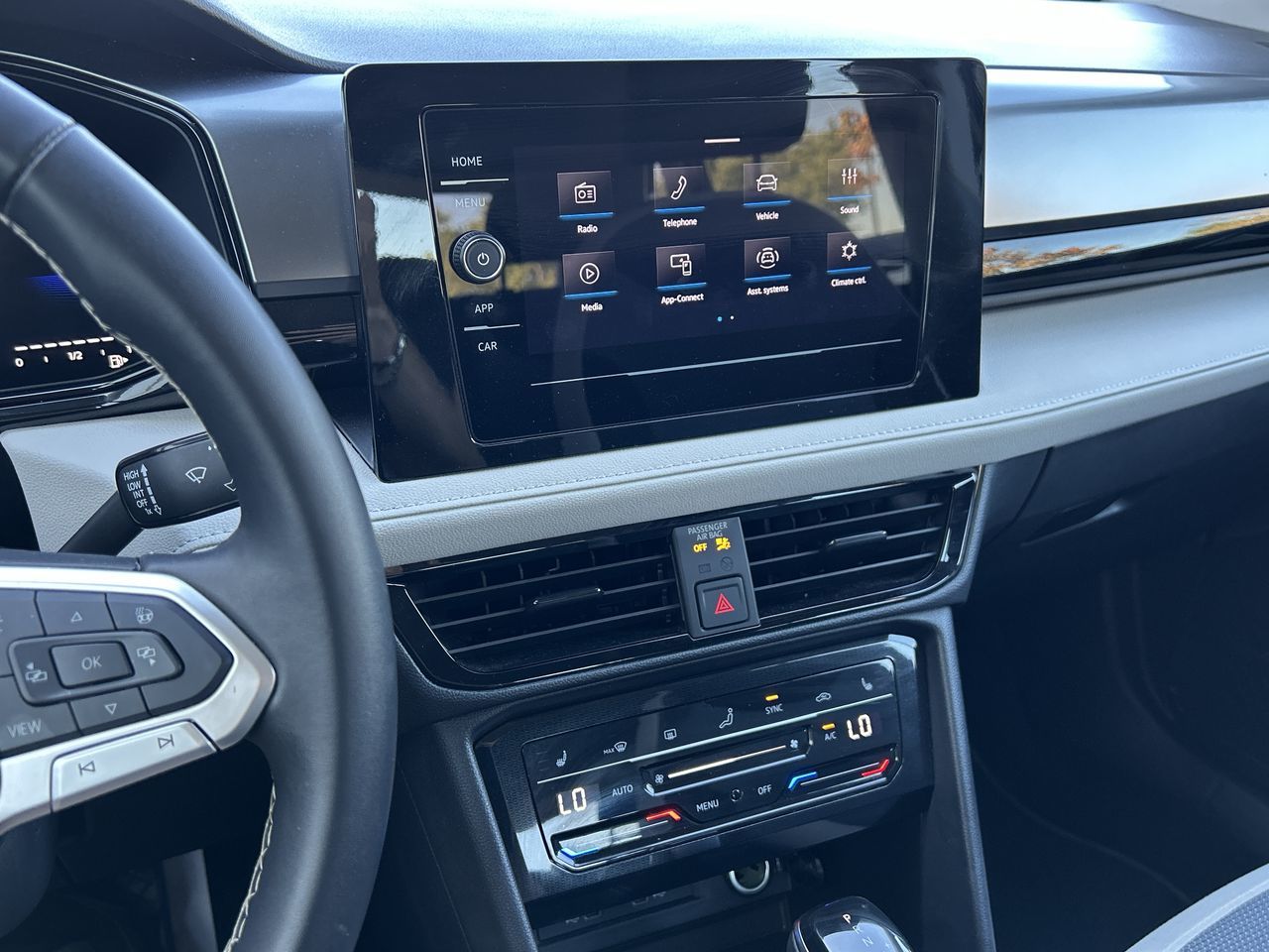 2025 Volkswagen Taos