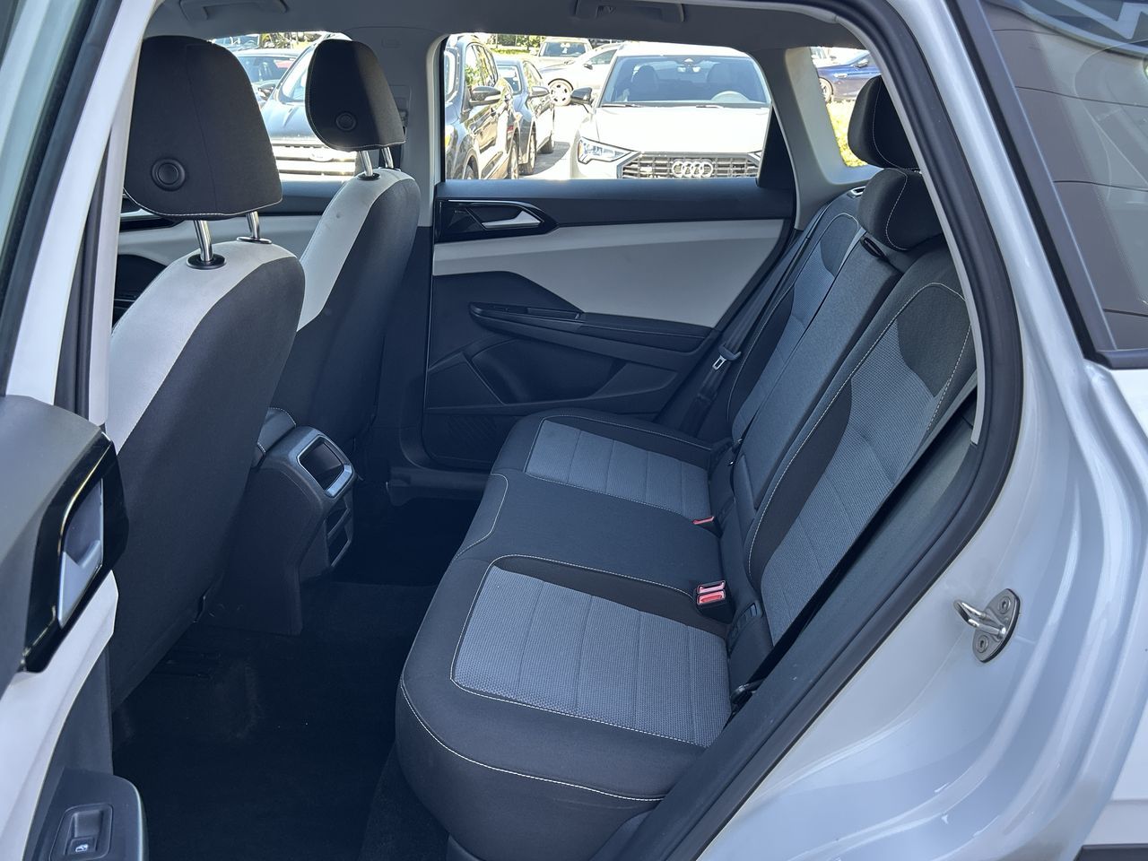 2025 Volkswagen Taos