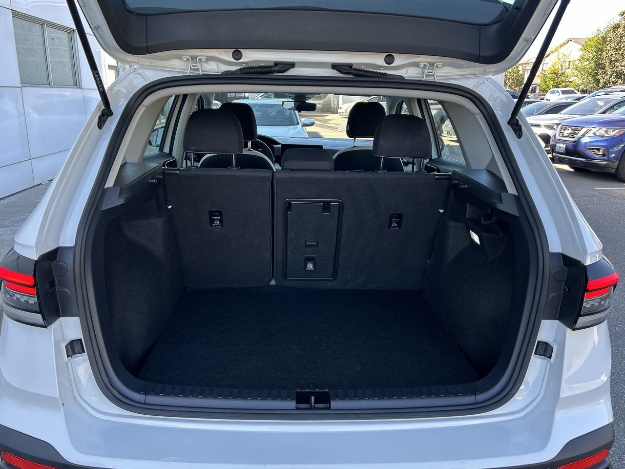 2025 Volkswagen Taos