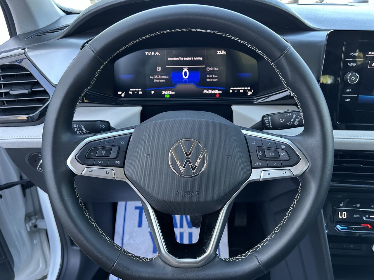 2025 Volkswagen Taos