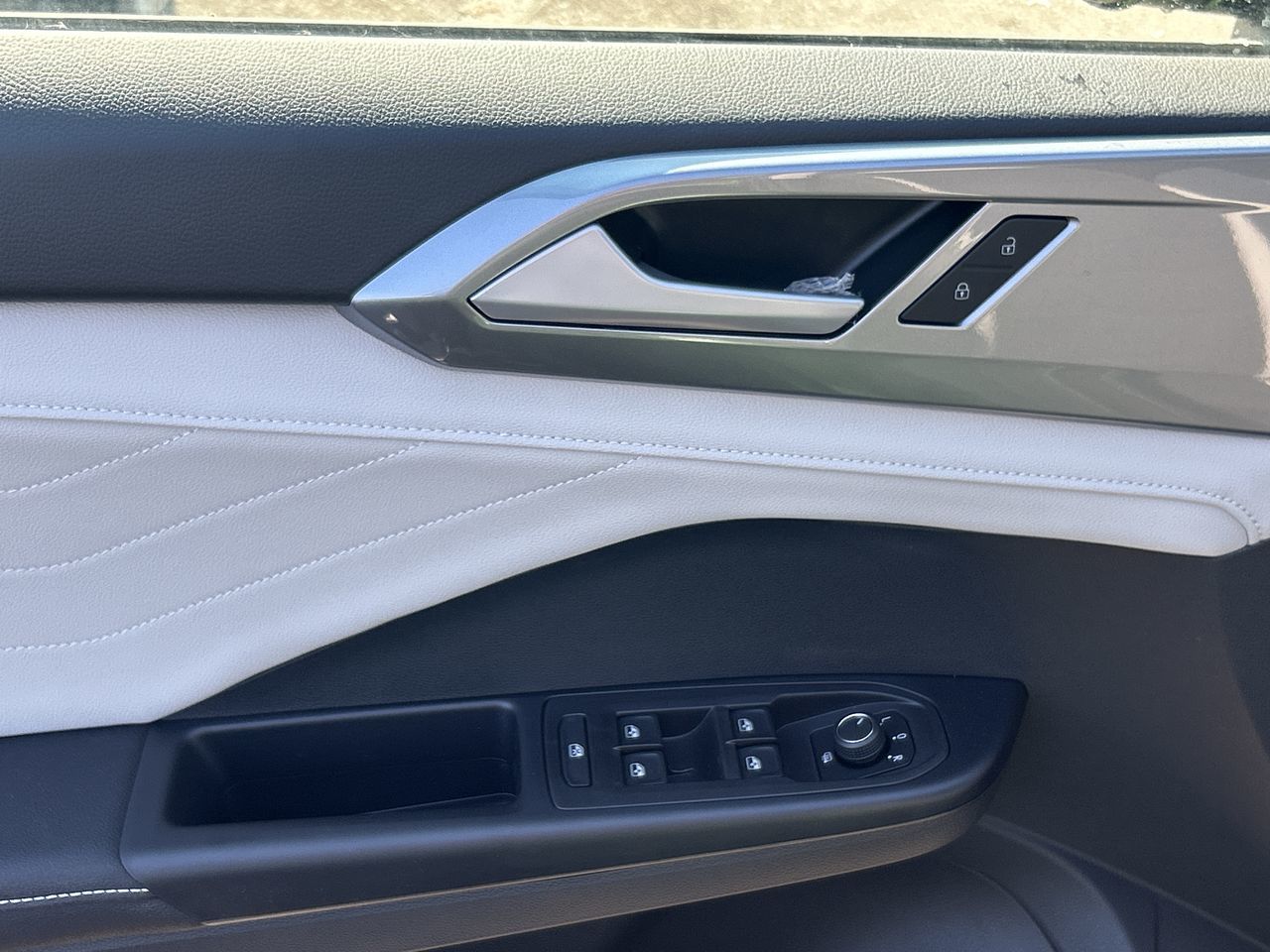 Volkswagen Taos  2026 à Mississauga, Ontario