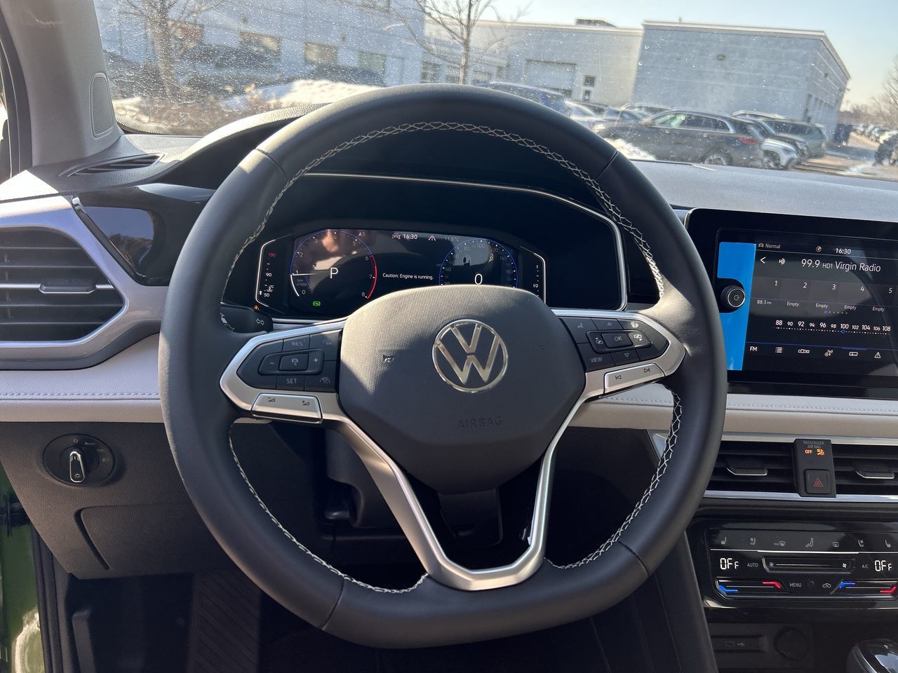 Volkswagen Taos  2026 à Mississauga, Ontario