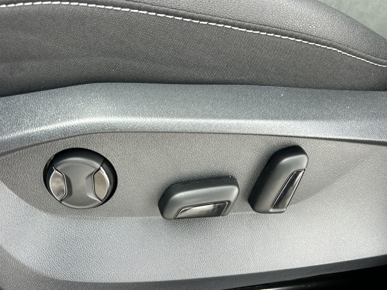 2026 Volkswagen Taos in Mississauga, Ontario