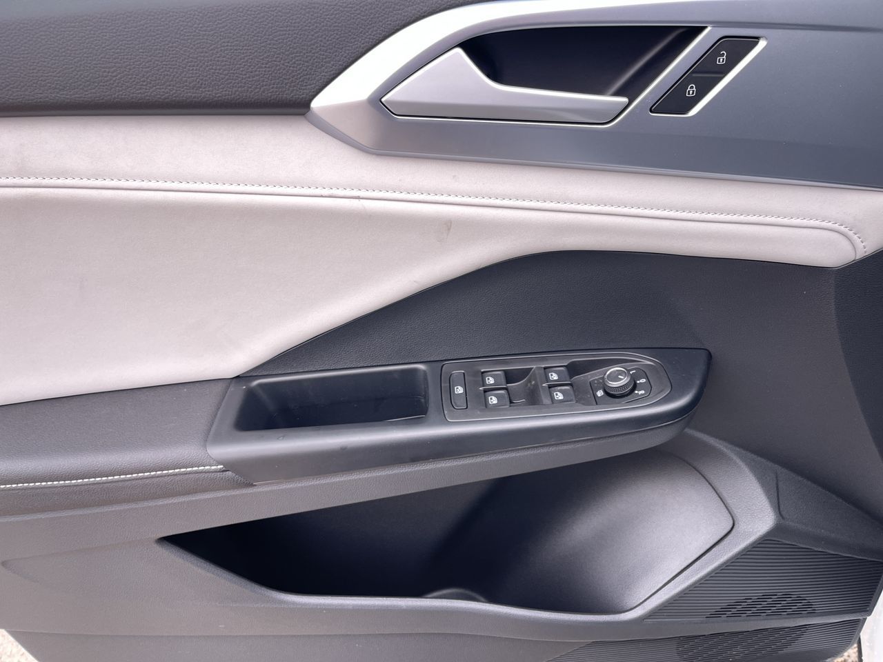 2026 Volkswagen Taos