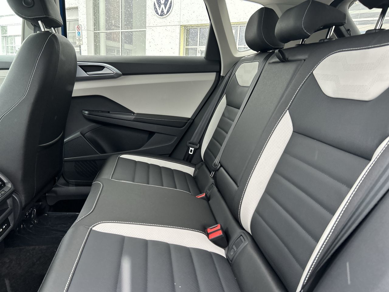 Volkswagen Taos  2026 à Mississauga, Ontario