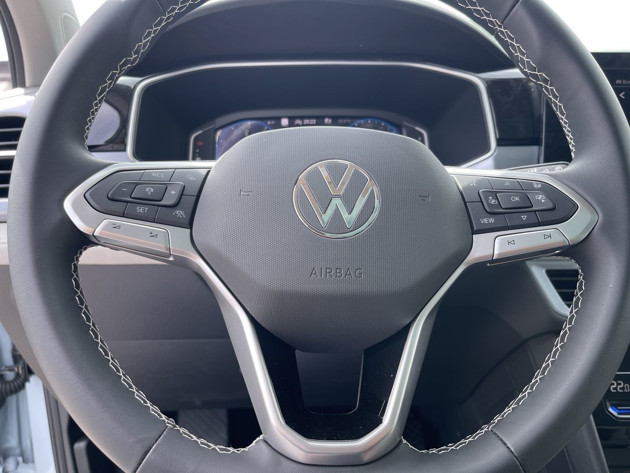 Volkswagen Taos  2026 à Mississauga, Ontario