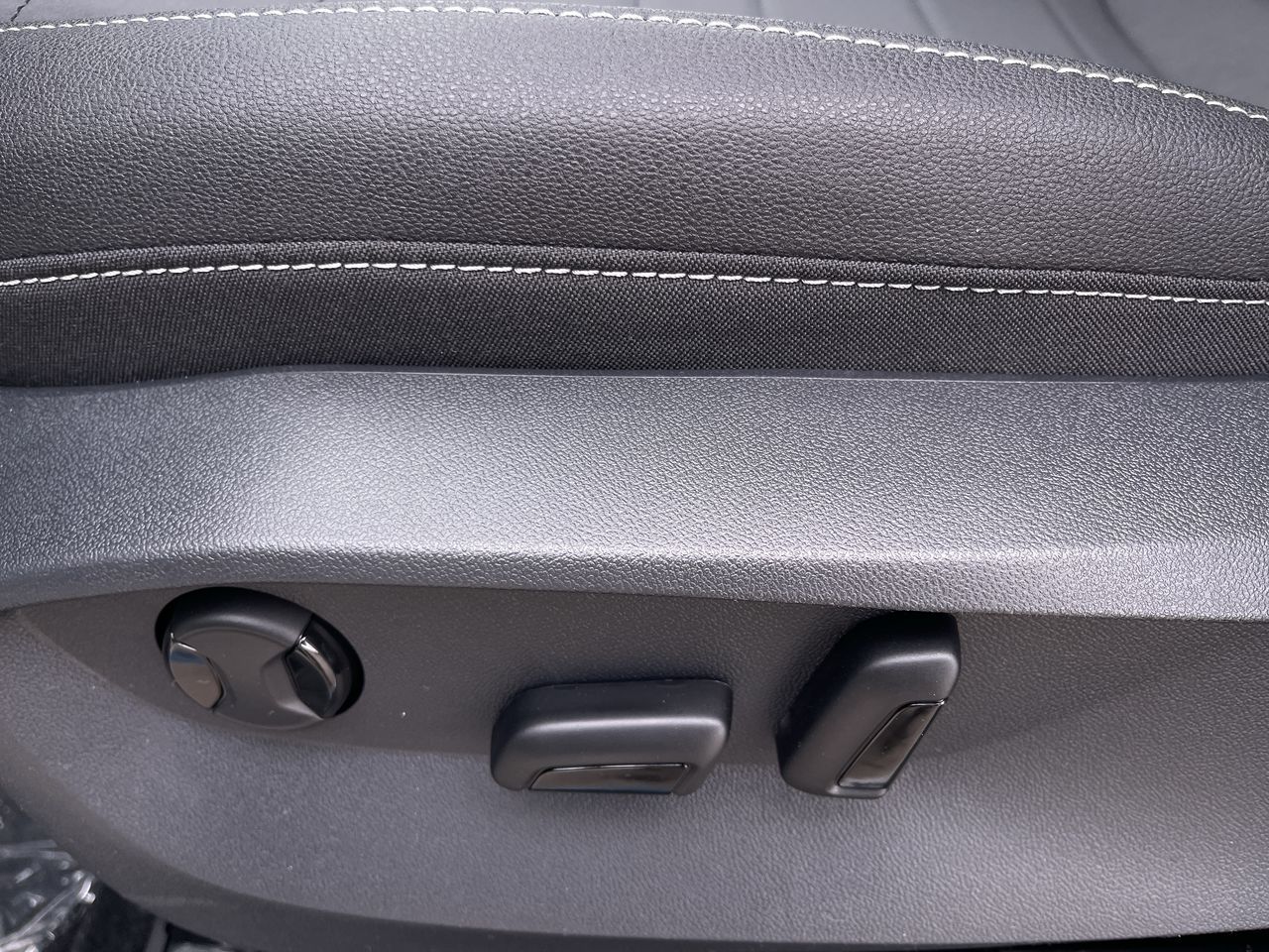 2026 Volkswagen Taos in Mississauga, Ontario