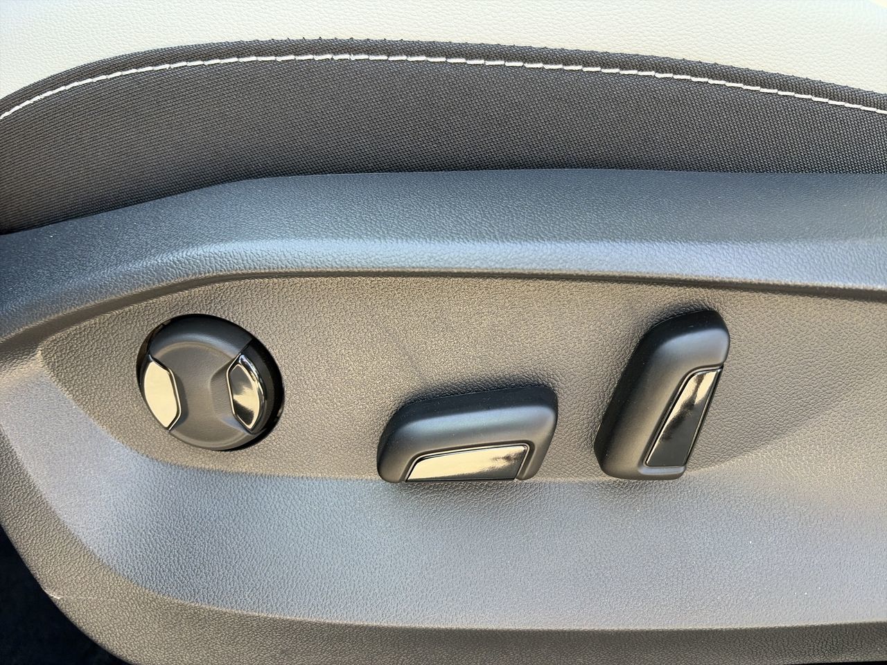 2026 Volkswagen Taos in Mississauga, Ontario