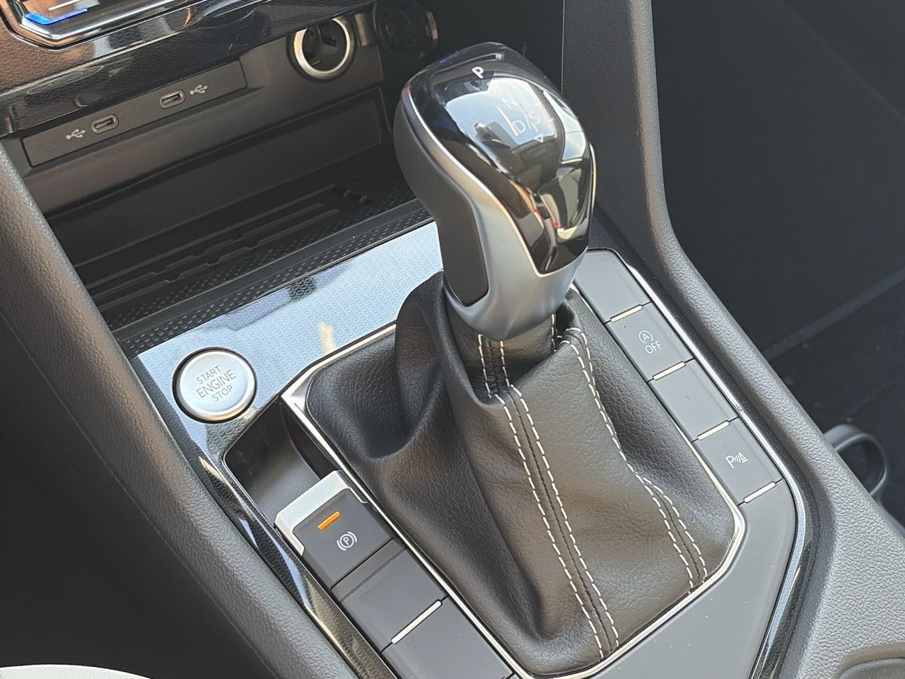 2026 Volkswagen Taos in Mississauga, Ontario
