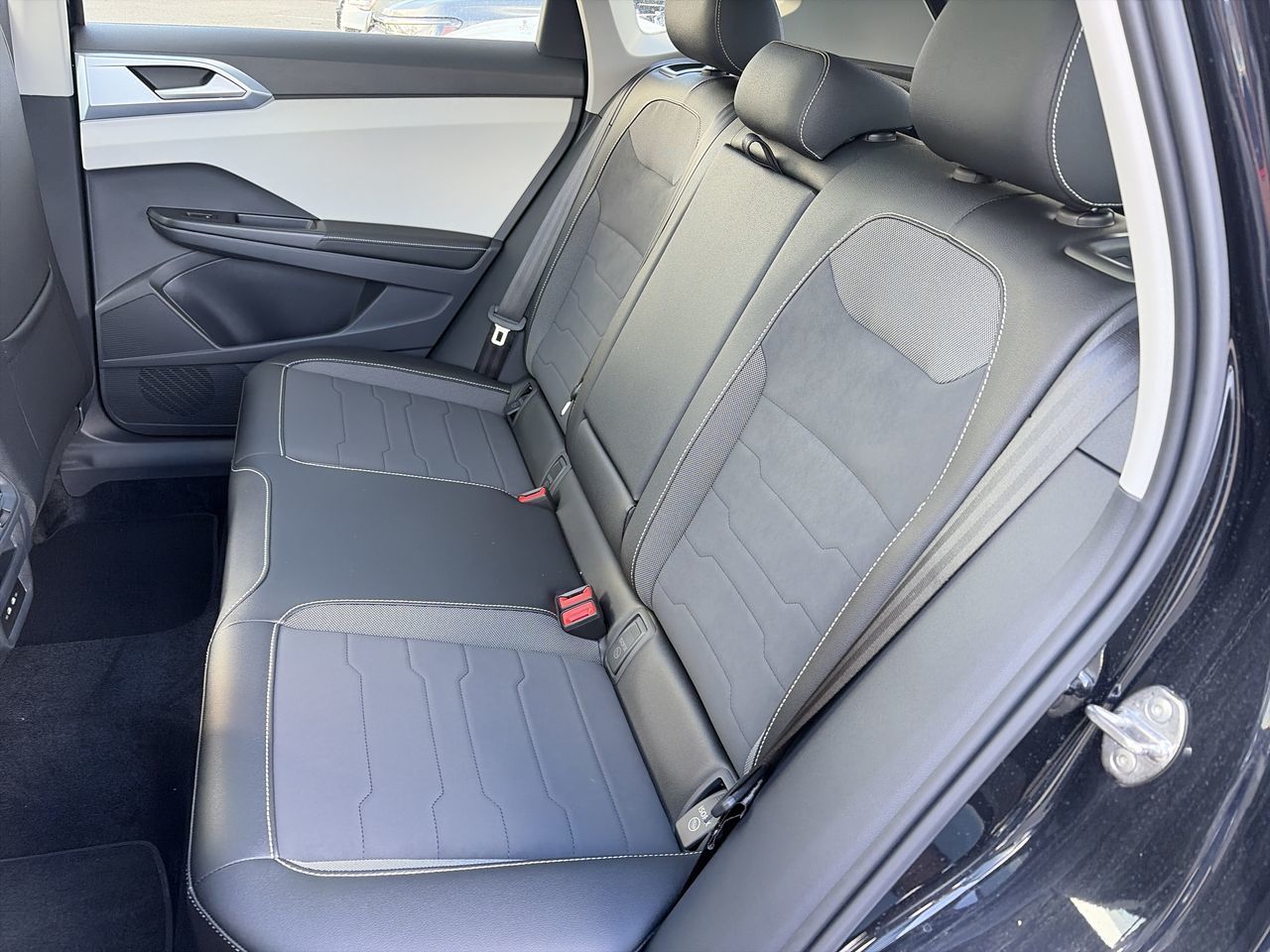 Volkswagen Taos  2027 à Mississauga, Ontario