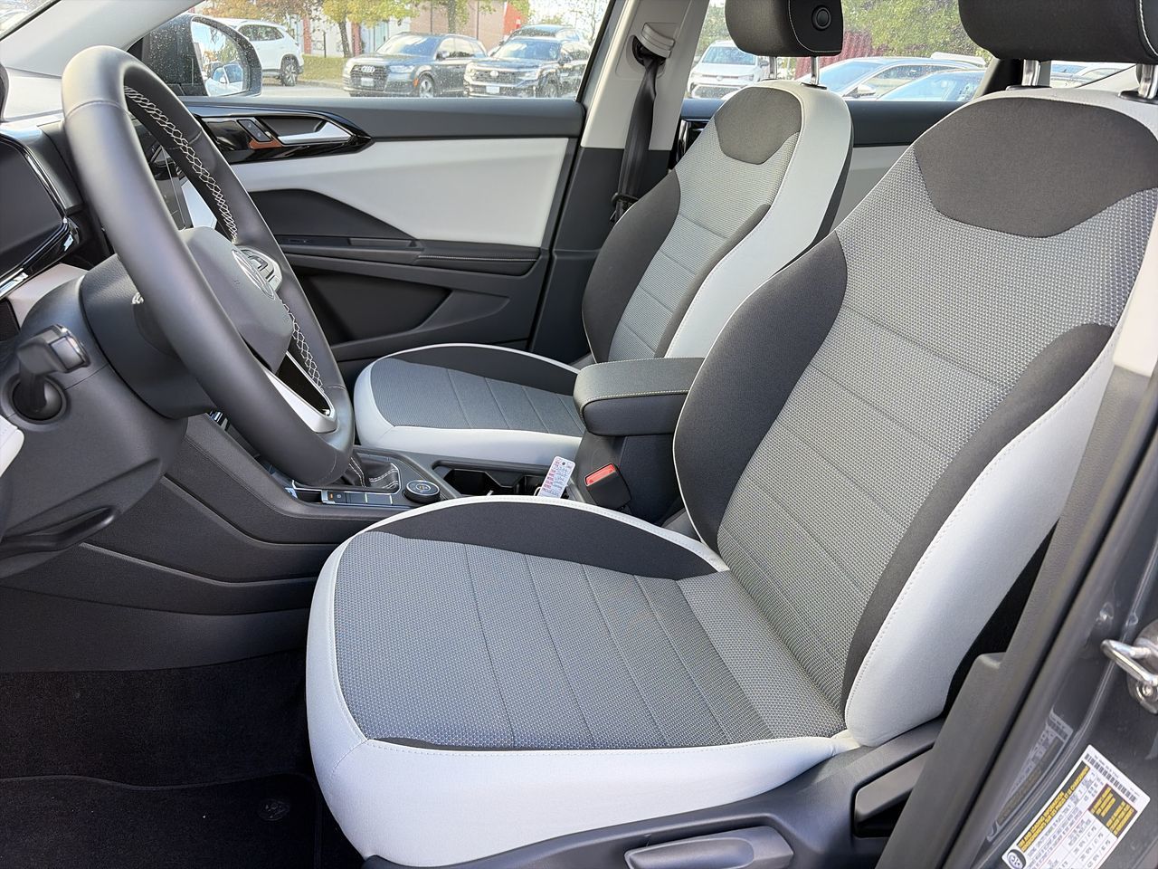 Volkswagen Taos  2027 à Mississauga, Ontario