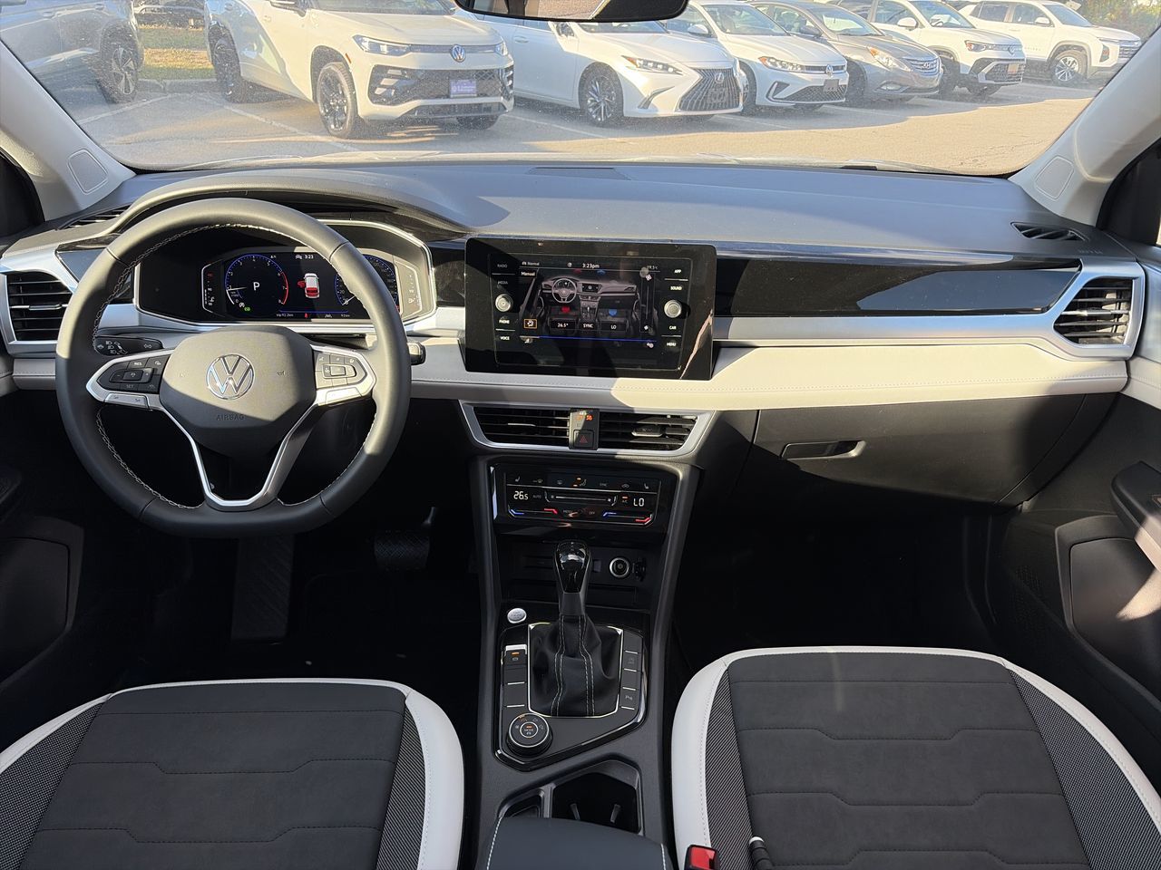 Volkswagen Taos  2027 à Mississauga, Ontario