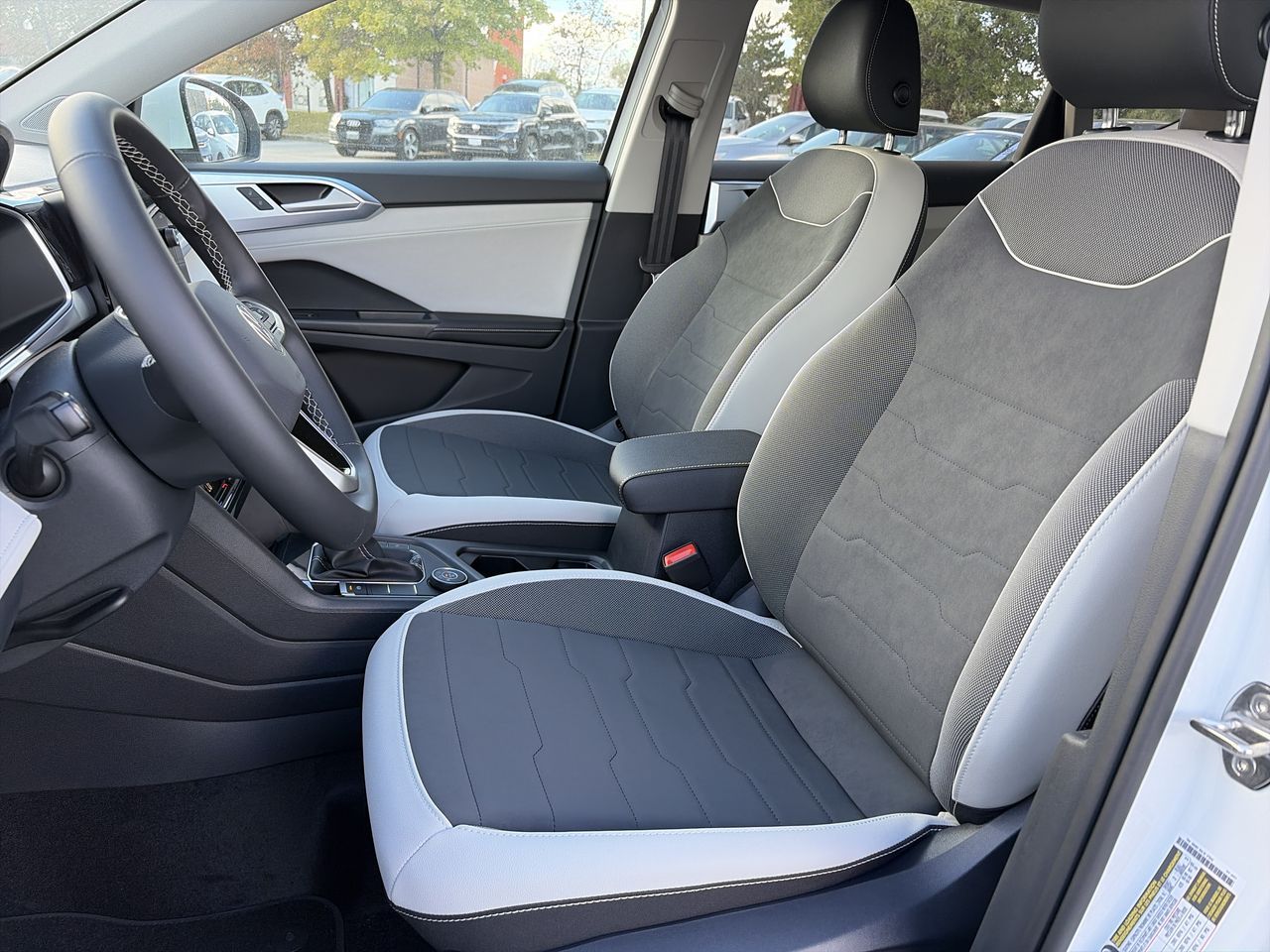 Volkswagen Taos  2027 à Mississauga, Ontario