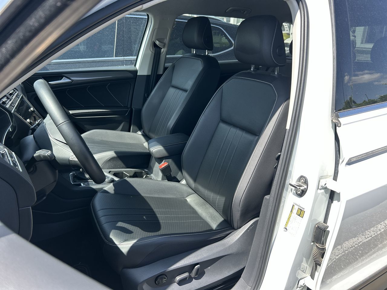 2022 Volkswagen Tiguan in Mississauga, Ontario