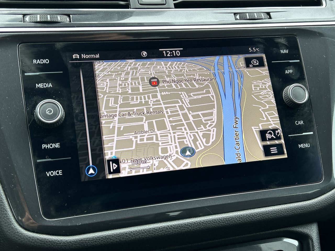 2022 Volkswagen Tiguan in Mississauga, Ontario