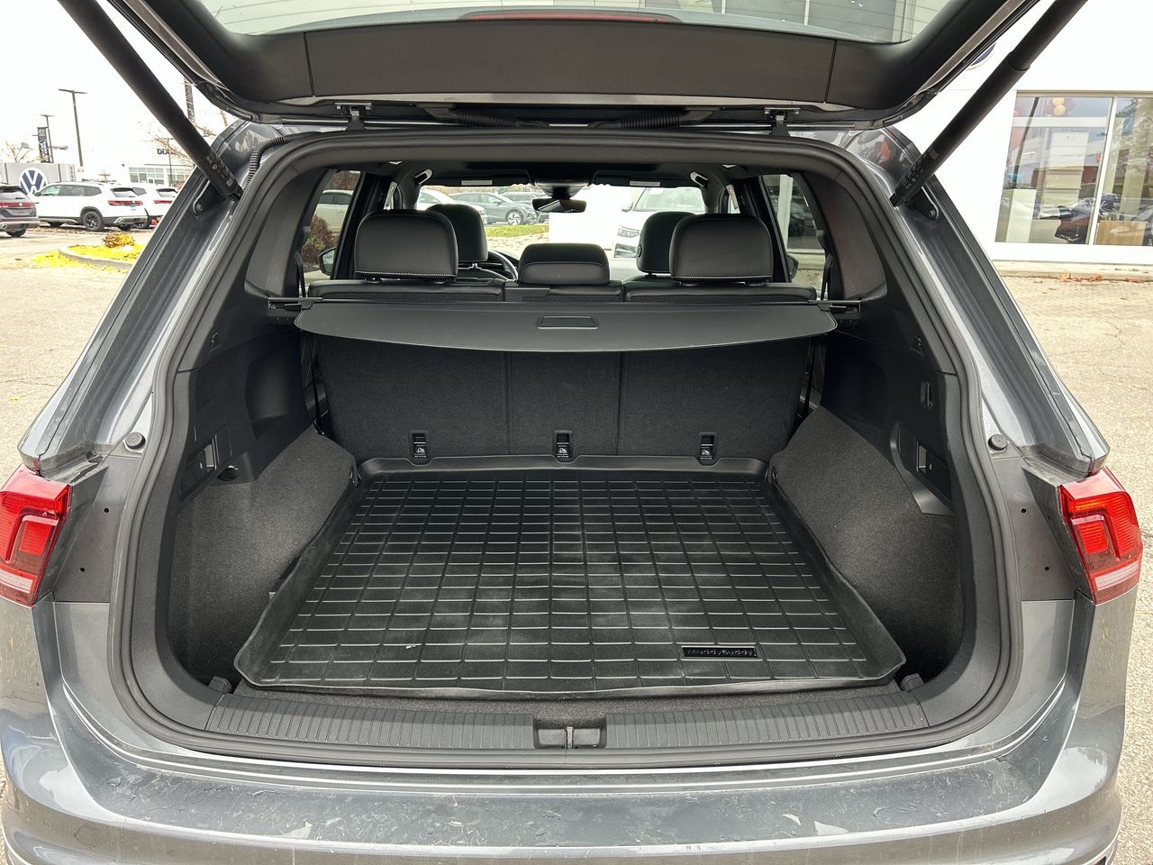 2022 Volkswagen Tiguan in Mississauga, Ontario
