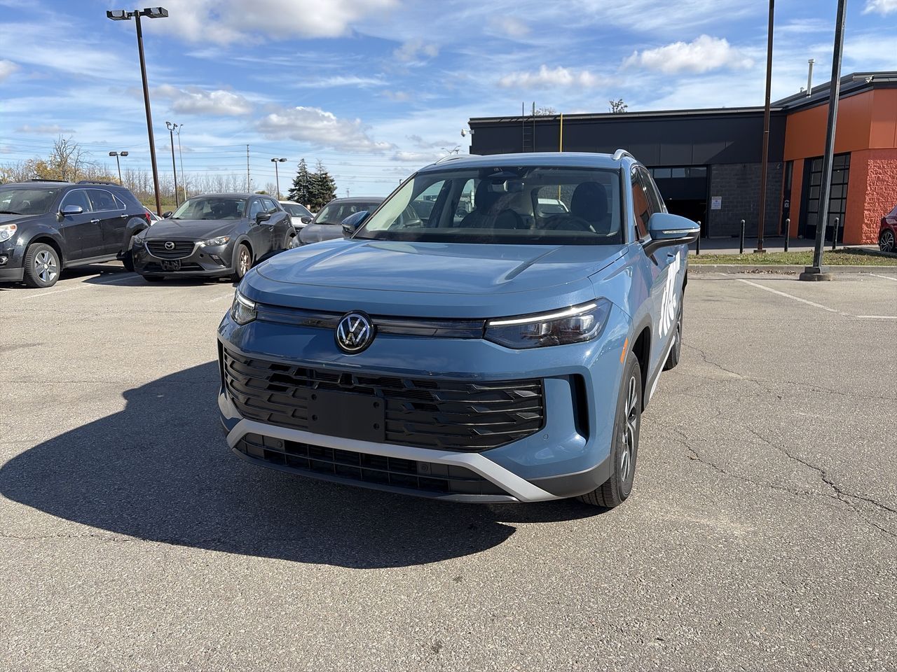 Photo 2026 Volkswagen Tiguan Trendline 4MOTION #5