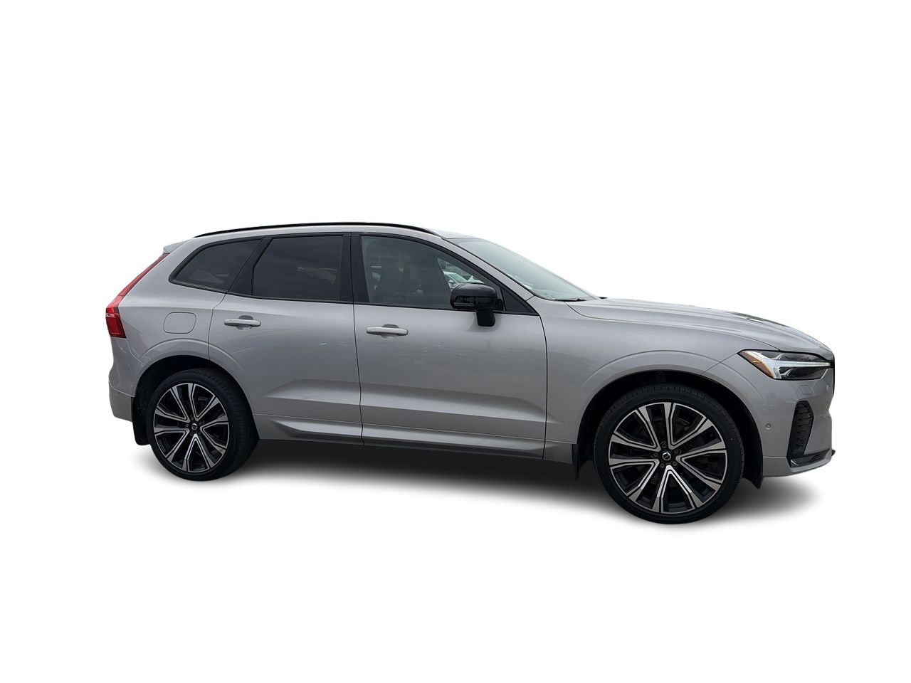 2022 Volvo XC60 in Mississauga, Ontario