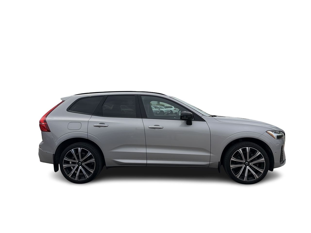 2022 Volvo XC60 in Mississauga, Ontario