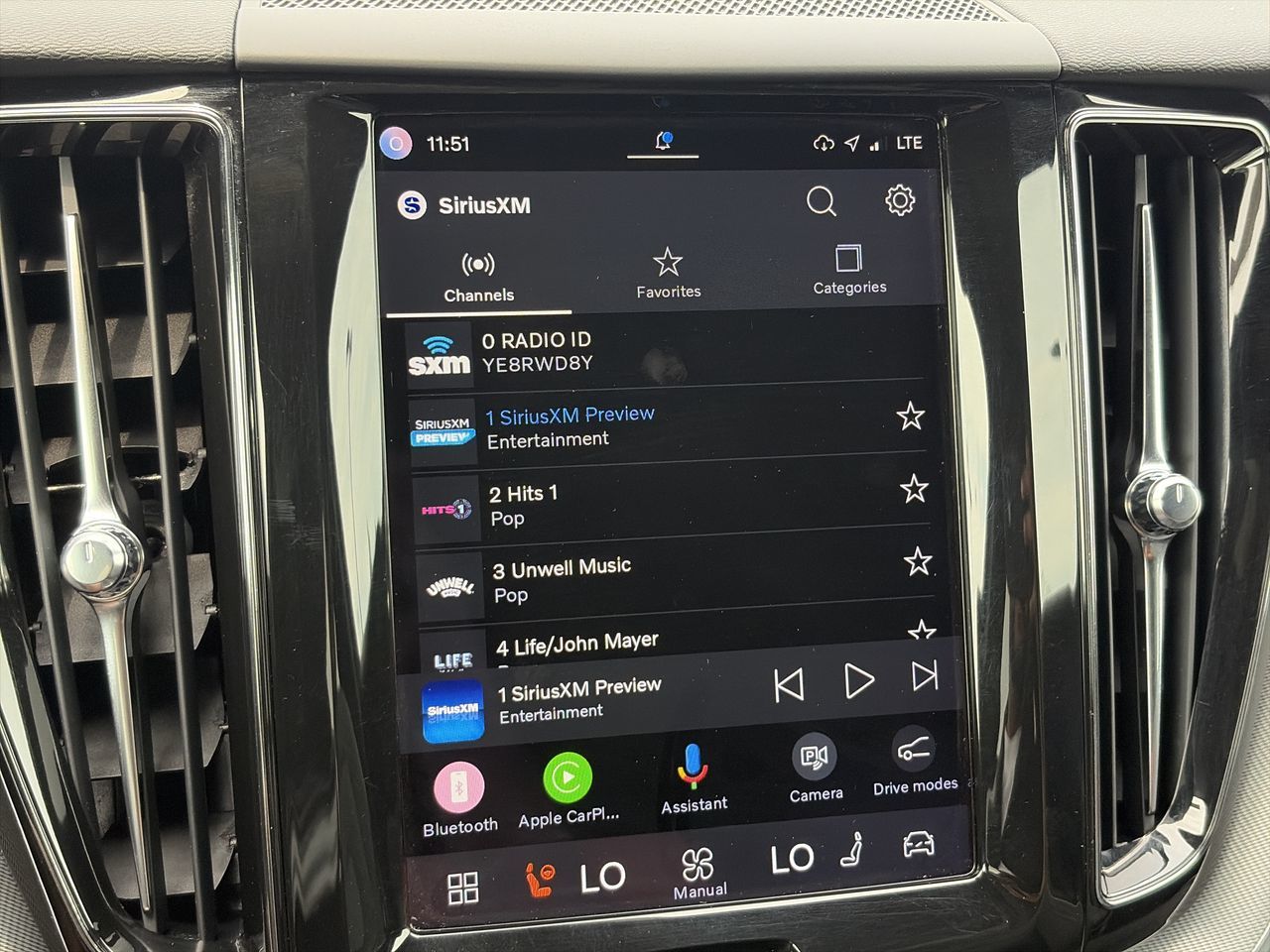 2022 Volvo XC60 in Mississauga, Ontario