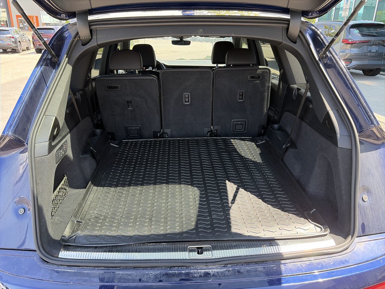 Audi Q7  2023