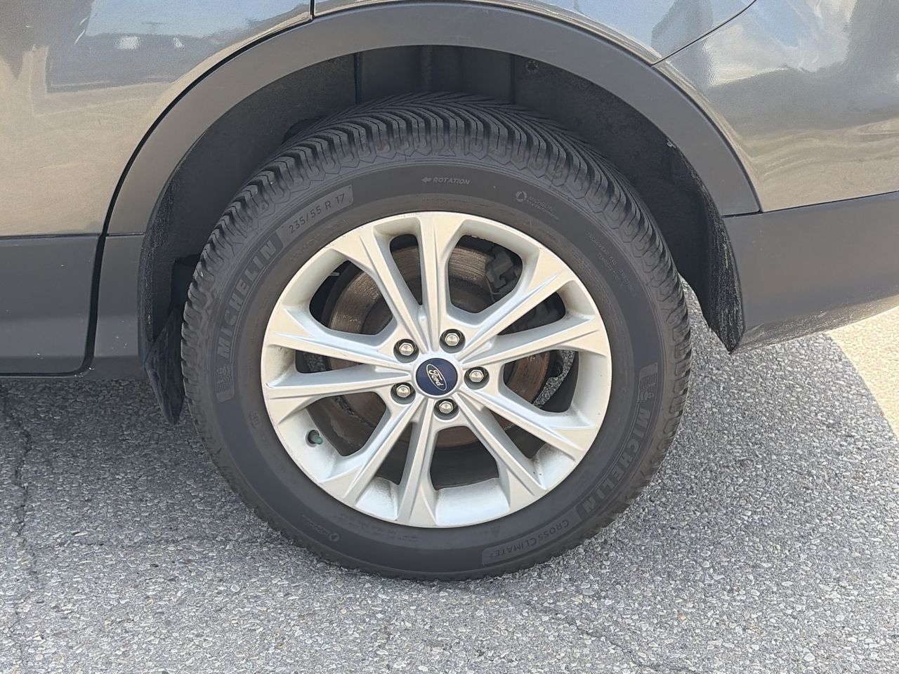 Ford Escape  2017