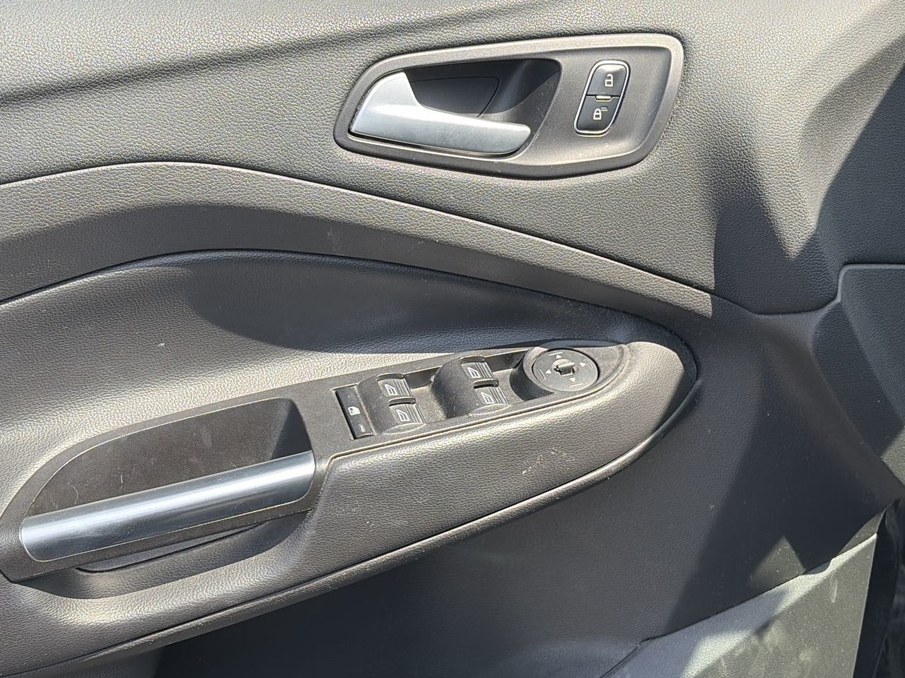 Ford Escape  2017