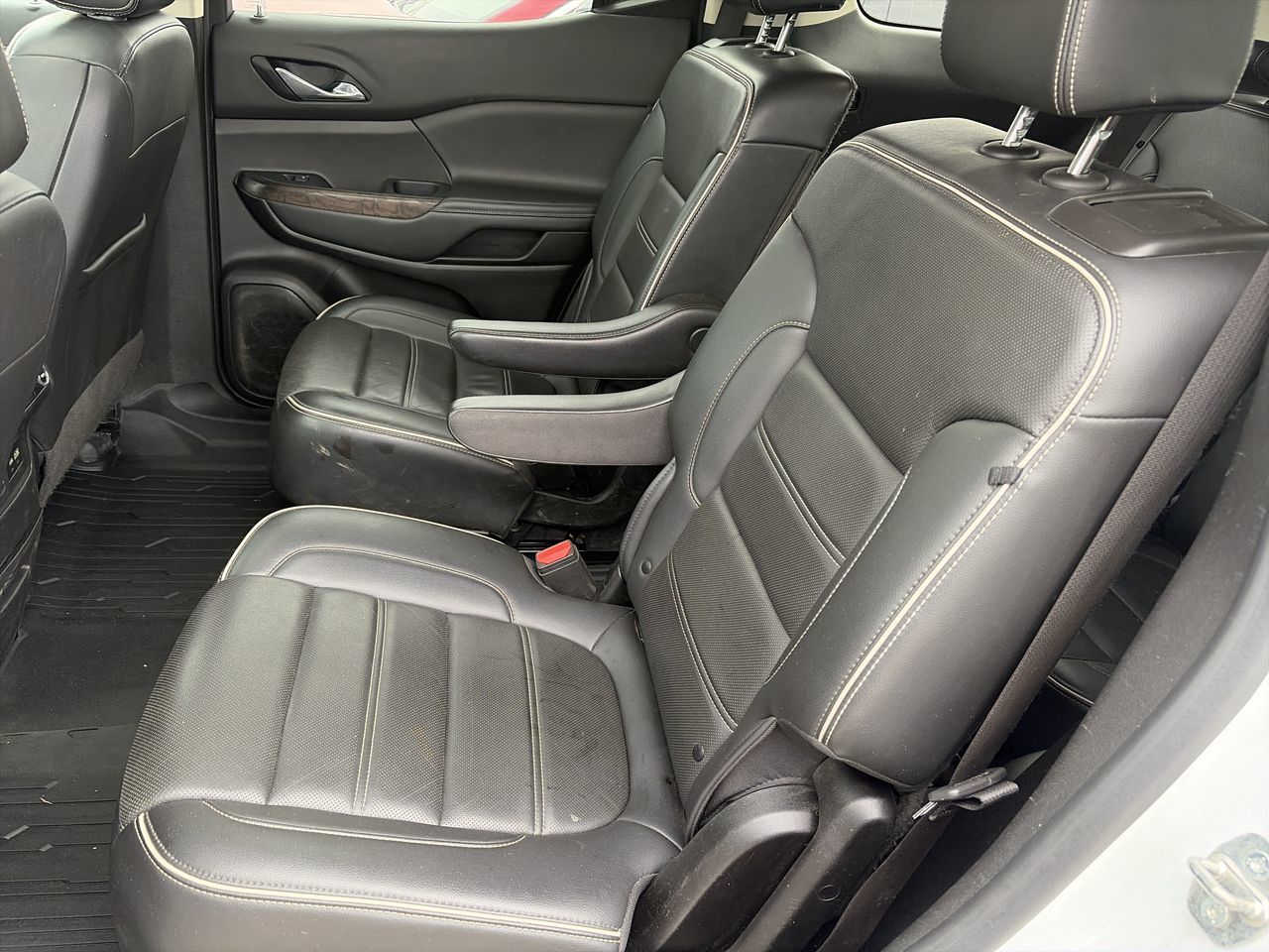 2022 GMC Acadia