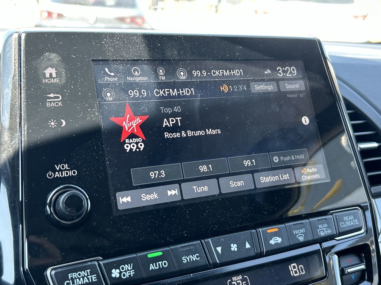 2022 Honda Odyssey in Mississauga, Ontario