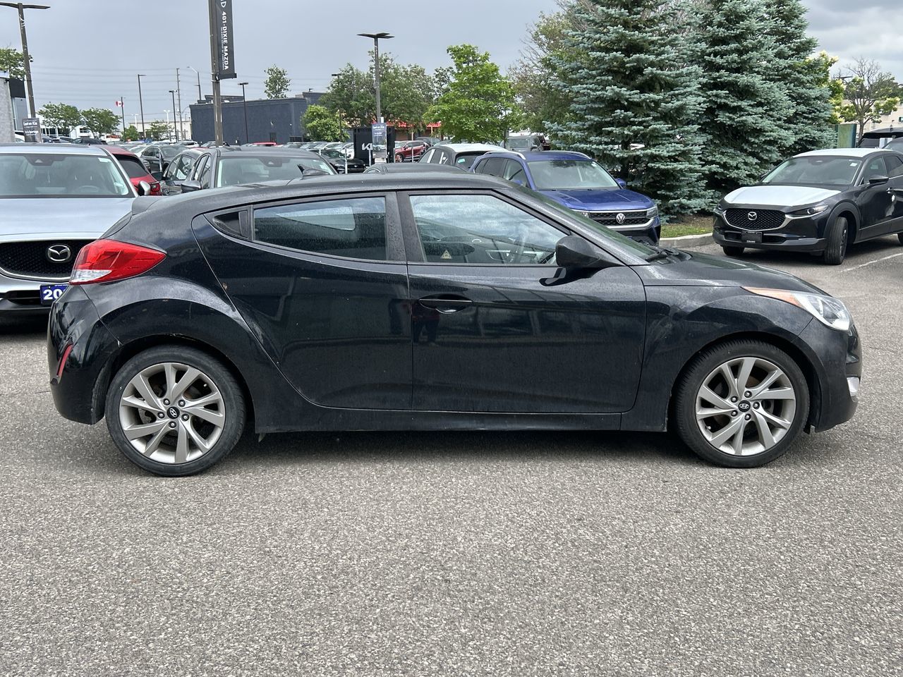 Hyundai Veloster  2017 à Mississauga, Ontario